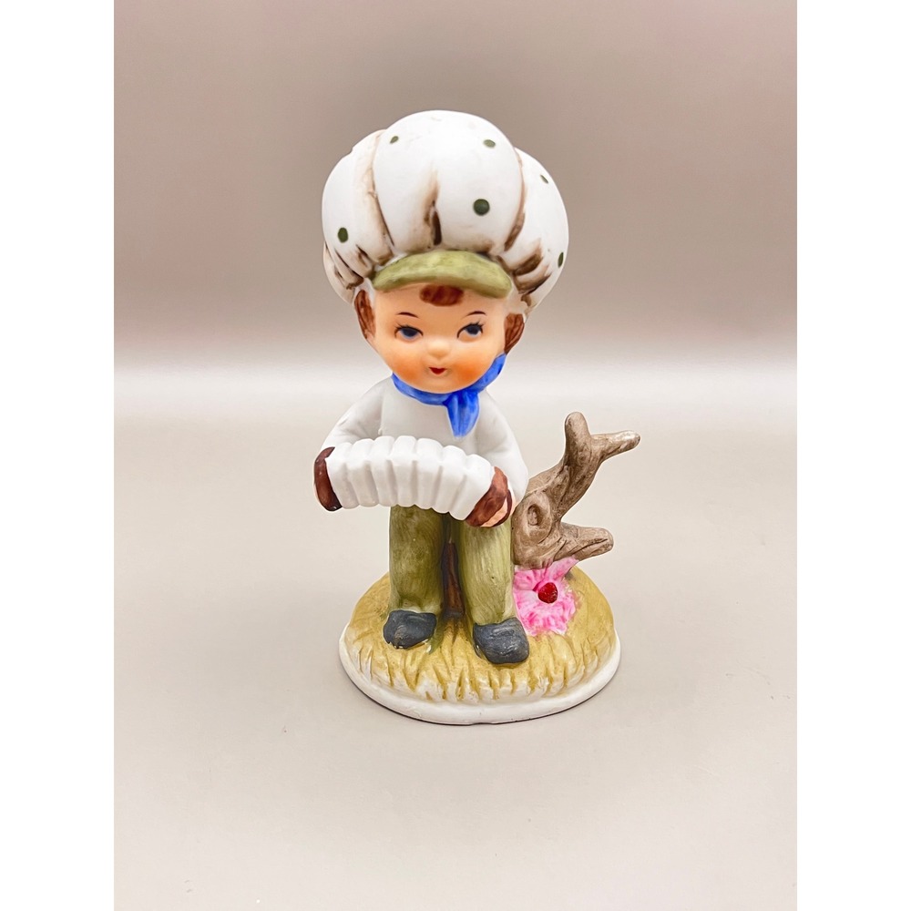 Artmark Vintage Ceramic Boy Figurine with Accordion Hand Painted Korea 4.5"‎